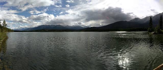 Pyramid Lake, view from shoreline